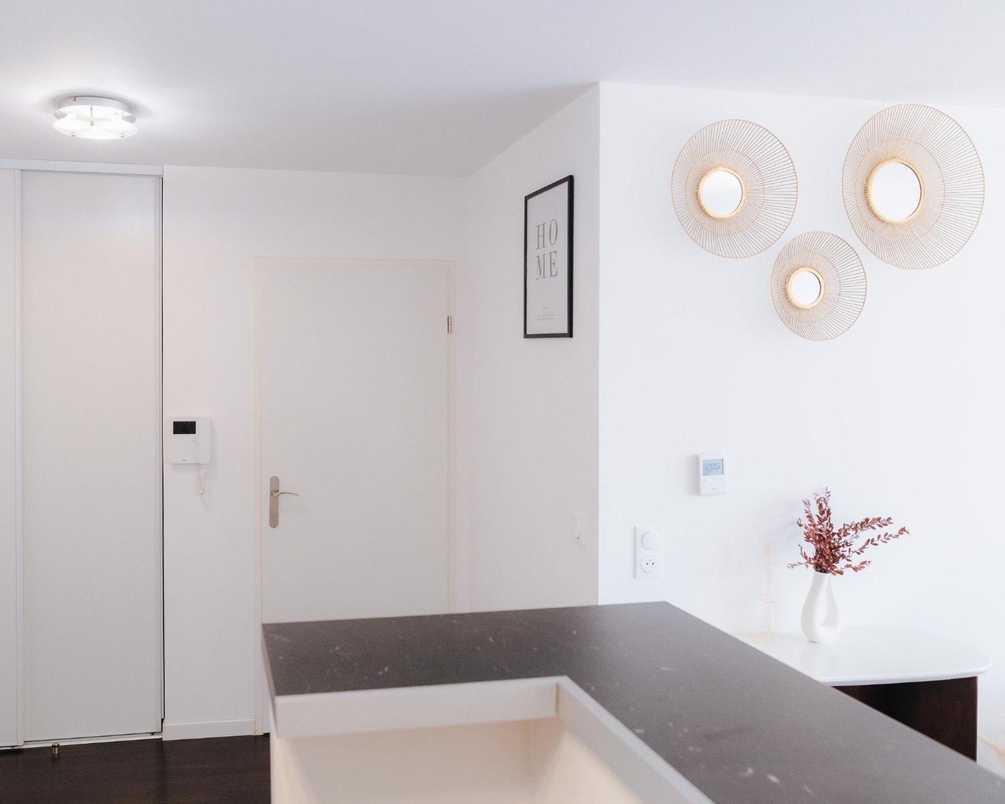 Appartement Luxueux, Neuf & Equipe A Versailles, Saint-Cyr-lʼÉcole Exterior foto
